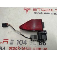10 Люк порта зарядки с электроприводом Tesla model X S REST 1038548-00-I